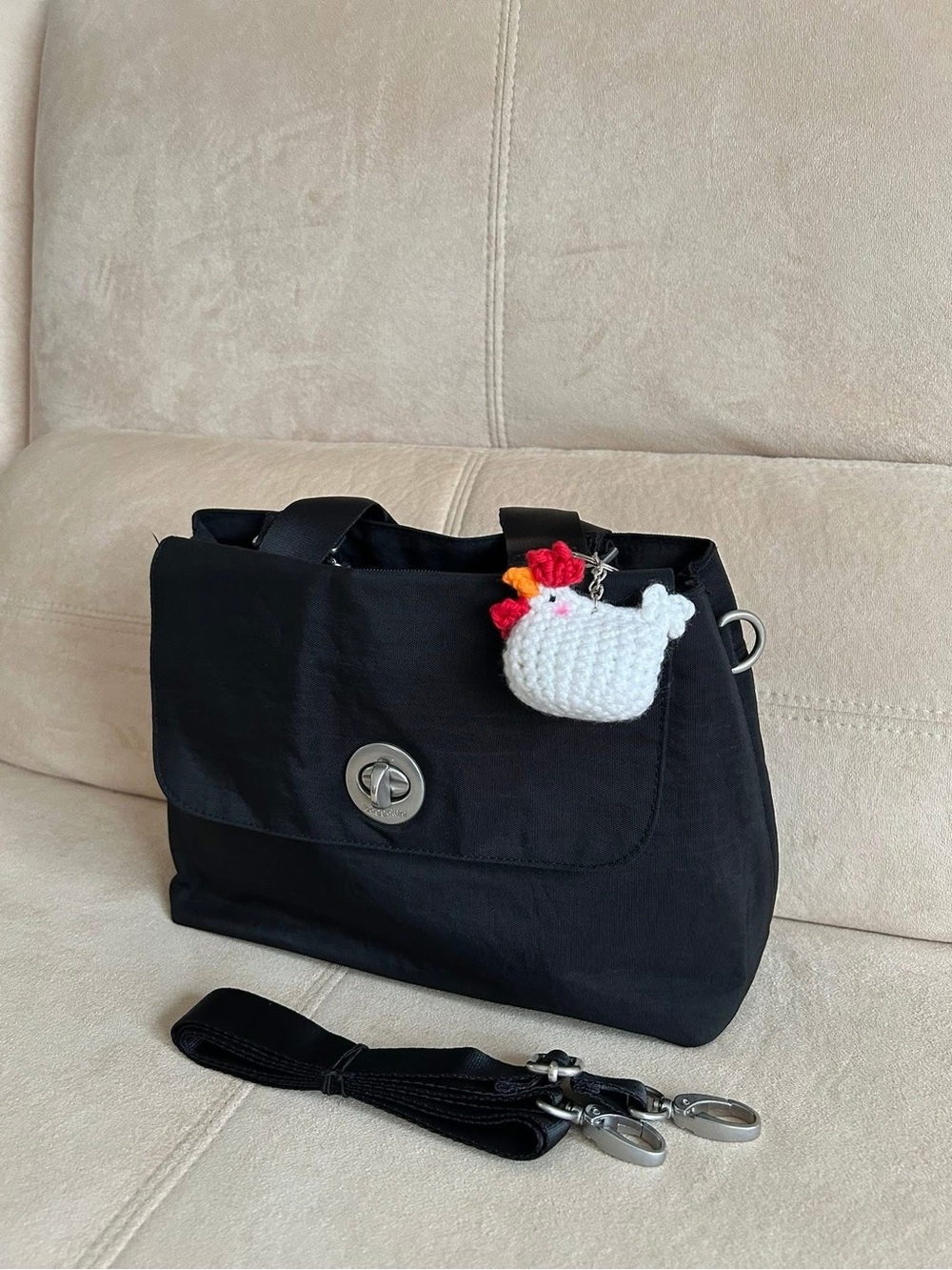 Baggallini Satchel, Tote with Multiple Compartments Turnlock, Crossbody Strap - Picture 3 of 15
